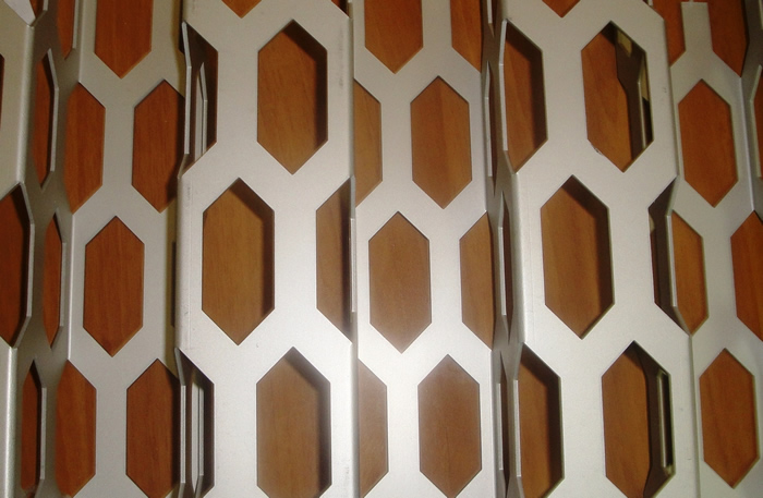 Aluminum Sheet Punched with Hexagonal Hole